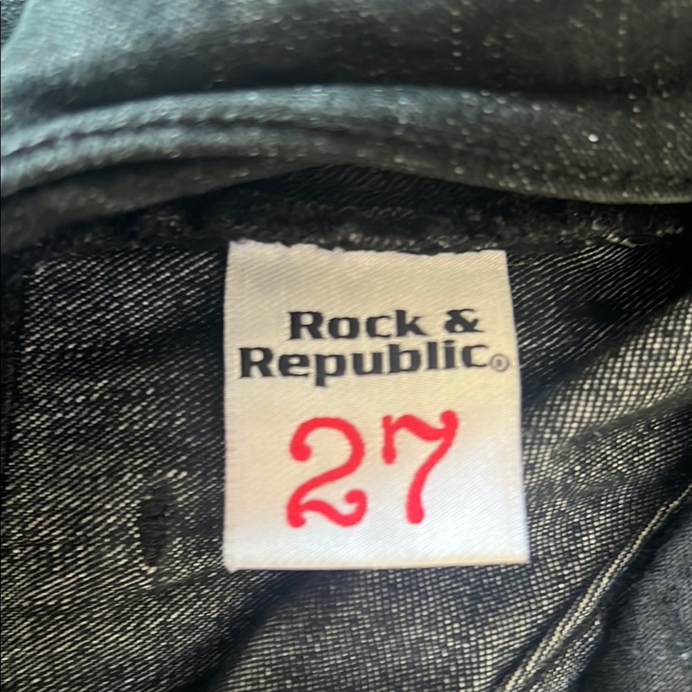 Rock & Republic Black Skinny Jeans - Picture 9 of 9